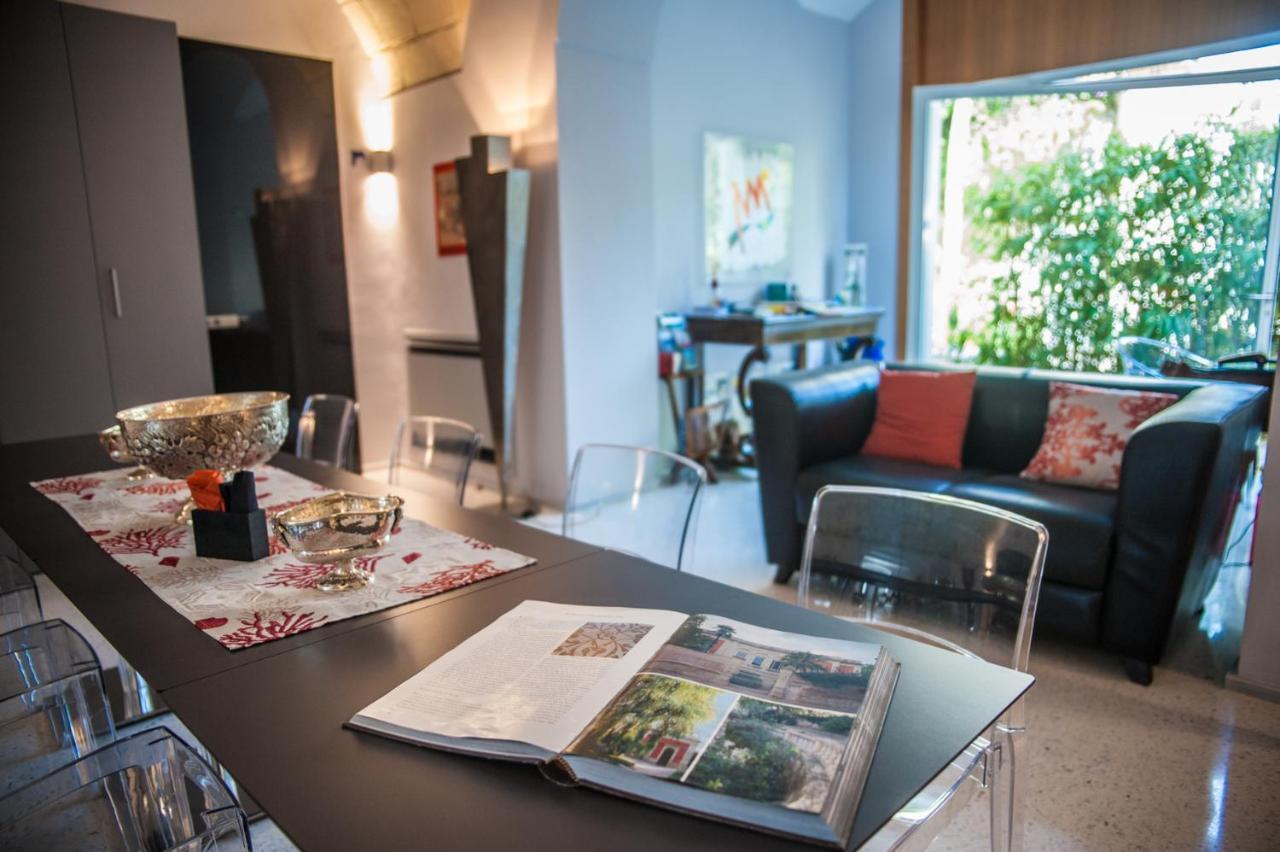 ดิโมรา สตอริกา มูราตอเร ลักชัวรี รูม Bed & Breakfast เลชเช ภายนอก รูปภาพ